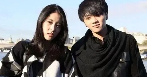 明星秘密恋情曝光